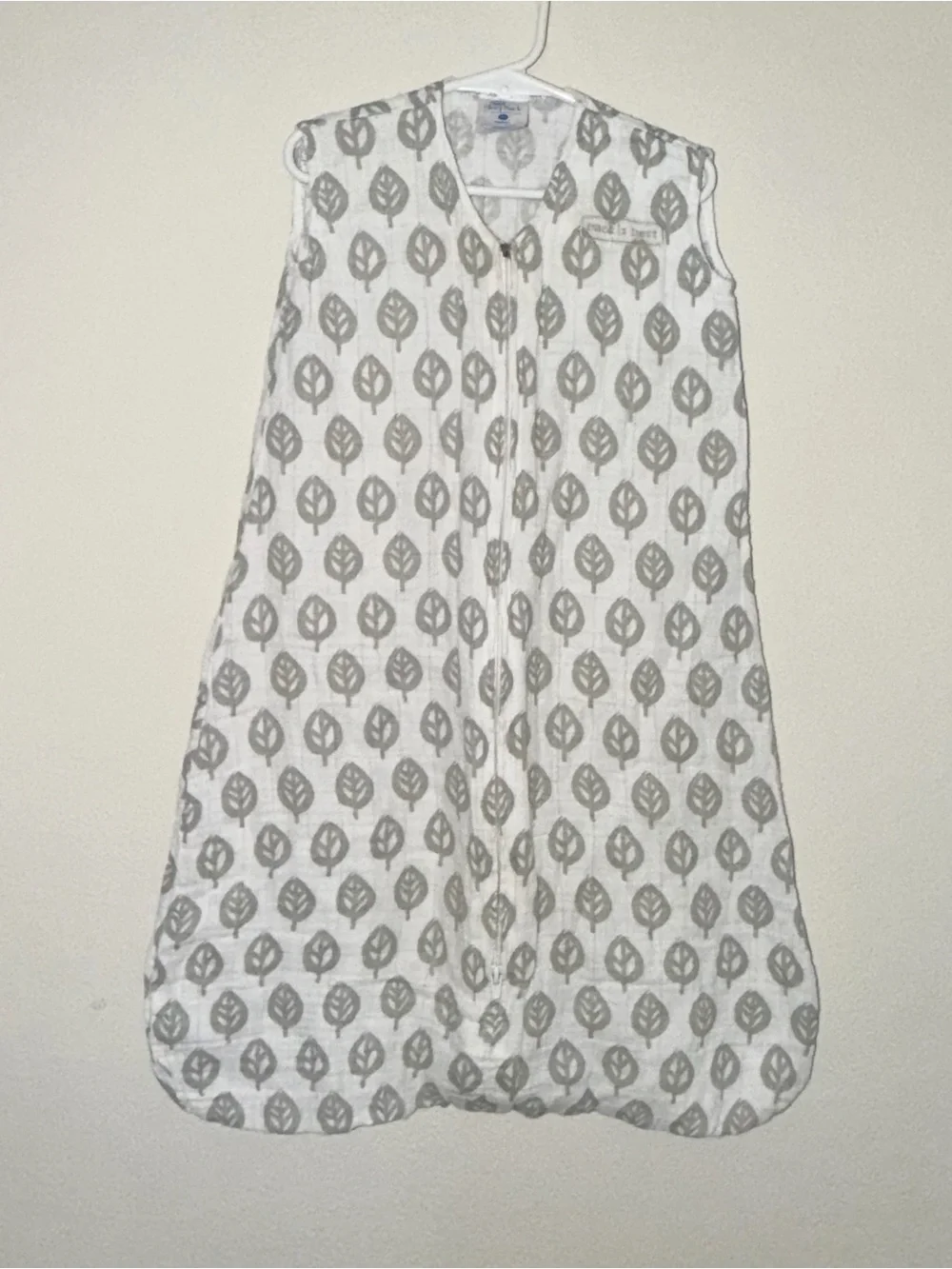 Halo Bundle of 2 Muslin Sleep Sacks Sz M (6-12 months)
